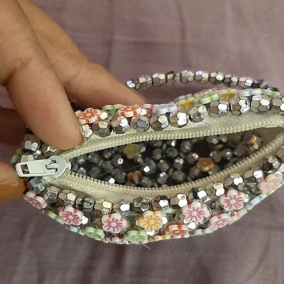 Handmade Mini Change Purse - Picture 4 of 6